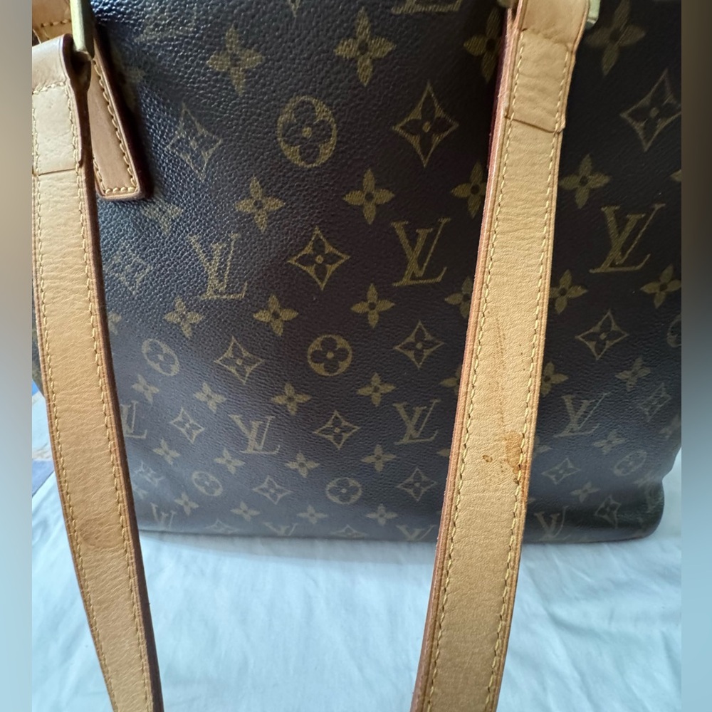 Louis Vuitton Luco Monogram Shoulder Bag with COA - Picture 3 of 13